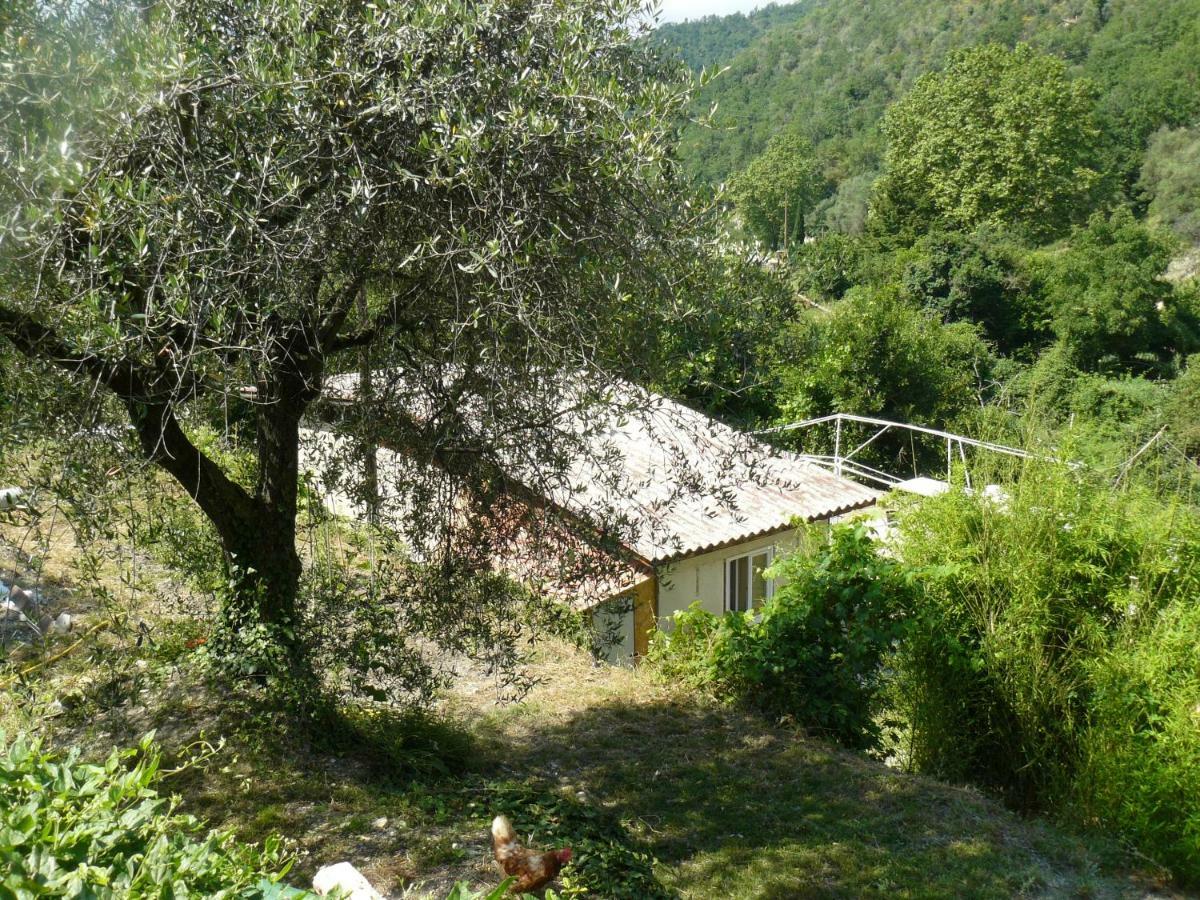 Villa La Ferme Des Cailletiers Chez Marco Lucéram Esterno foto