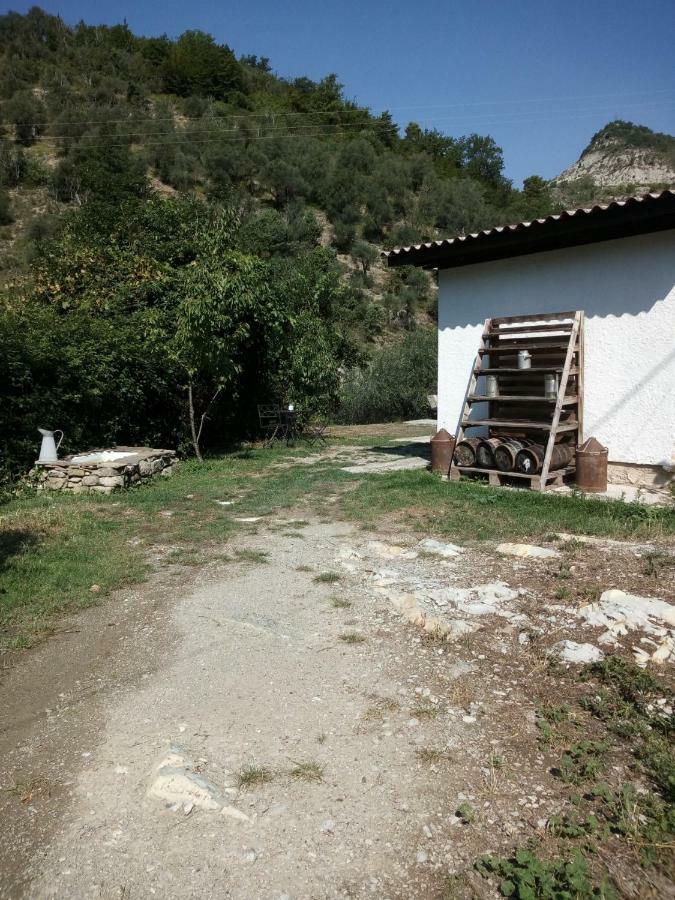 Villa La Ferme Des Cailletiers Chez Marco Lucéram Esterno foto